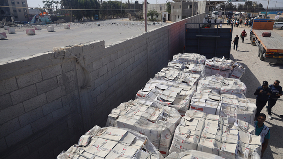 Humanitarian aid at the Rafah crossing, 21 October 2023. Photo by © UNICEF/UNI456244/El Baba