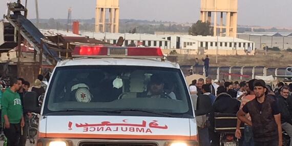 The “Great March of Return” demonstration near the perimeter fence, east of Gaza city, 27 April 2018.