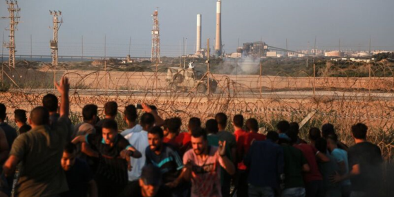 Gaza demonstrations at the perimetre fence continue, 17 September 2018. © Photo by Mohammed Dahman