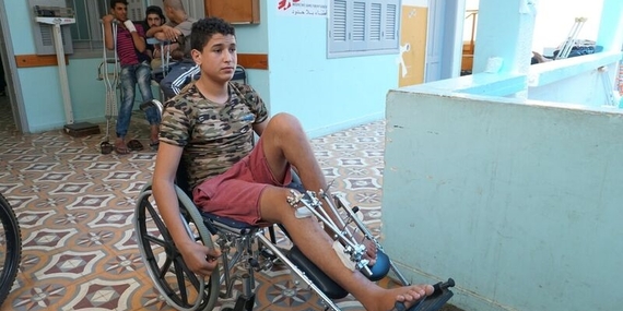 Injured Palestinian boy treated at MSF rehabilitation centre, Gaza City. © Photo by OCHA