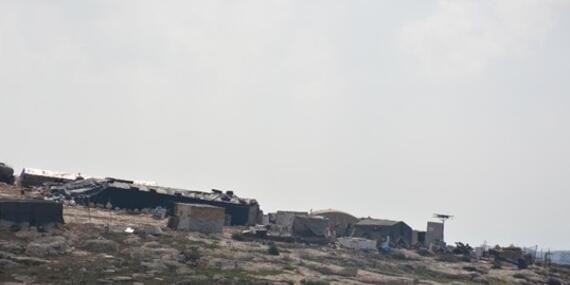 The Palestinian herding community of Khirbet ar Ratheem