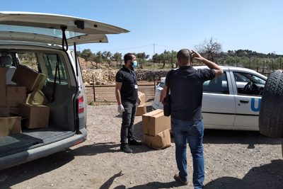 UNRWA distribution to the community on 4 May 2020. © 2020 UNRWA Photo by Ali Khatib / Haifa Dissi