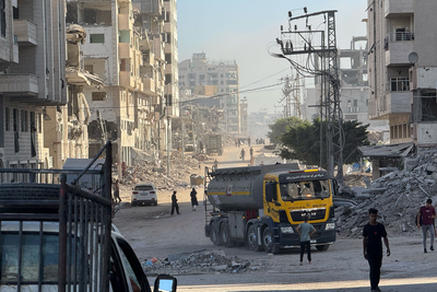 A UN team delivering fuel to Gaza city. Photo by OCHA/Olga Cherevko